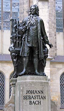 Denkmal von Bach