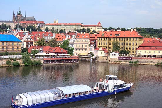 Moldau und Burg